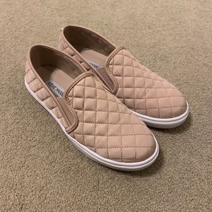 Steve Madden padded slip ons